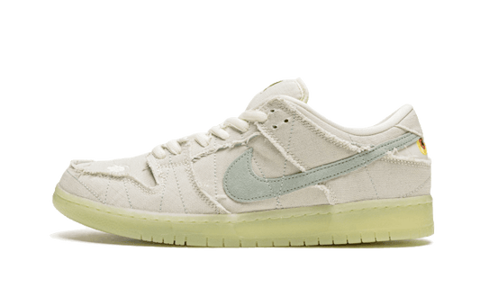 Nike SB Dunk Low Mummy - DM0774-111