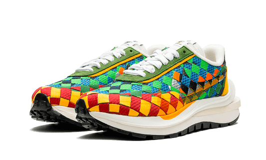 Nike Vaporwaffle Woven Sacai Jean Paul Gaultier Green Gusto - DR5209-300