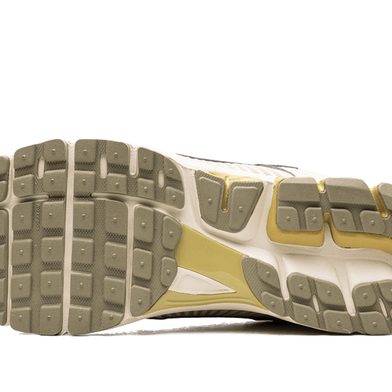 Nike Zoom Vomero 5 Light Bone Medium Olive - FV0397-001
