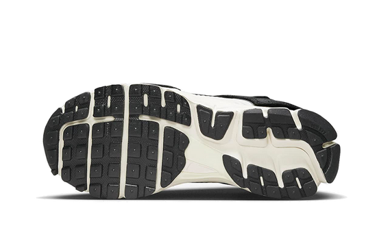 Nike Zoom Vomero 5 Timeless Panda Dunk - FJ5474-133